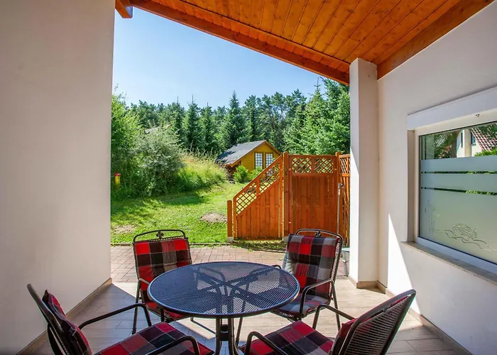 Moewennest Mit Garten Und Kamin